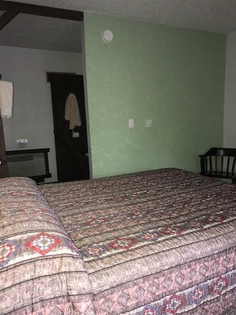Bunkhouse Motel Guernsey Εξωτερικό φωτογραφία