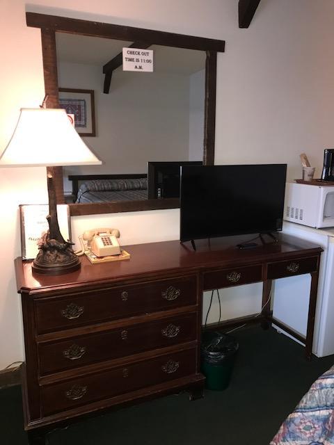Bunkhouse Motel Guernsey Εξωτερικό φωτογραφία
